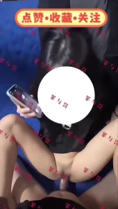 母狗一边和舔狗打电话一边被操封面图