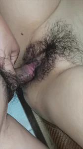 鸡巴插老婆逼逼特写给网友看看，喜欢的多多评论观点封面图