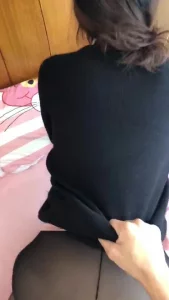 后入黑丝骚妻  很会叫   寻同好夫妻交流封面图