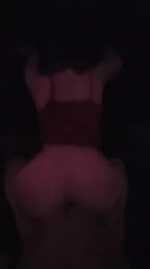 拉丁裔洋妞老婆日常操逼，背后继续偷吃黑妹封面图