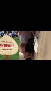 [原创] 调教08母狗趴在地上打屁股带哭腔，完整版主页，门槛99封面图
