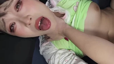 阿黑颜反差骚母狗被掐脖爆操高潮痉挛无套内射全程骚话连连封面图