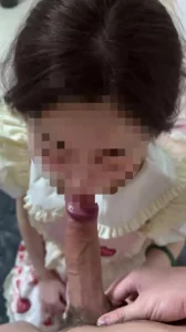 穿的这么可爱小裙子就应该被狠狠的操呢封面图