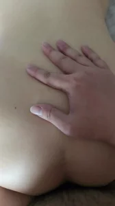 草过叫的最骚的一个母狗了封面图