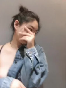 杭州调教微胖女神！强烈反差女，奶子真好看操起来舒服。同城可推资源封面图