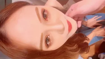 长得很像一位明星的甜妹 你们知道是谁吗封面图