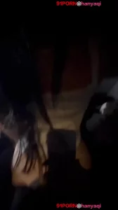 户外做爱真的是又爽又刺激，时刻都要看有没人过来封面图